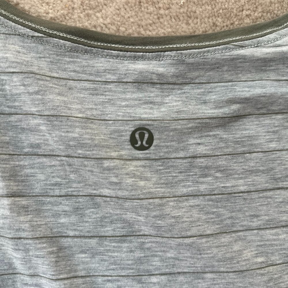 Lululemon Swiftly Tech With Green Sleeves And Str… - image 3